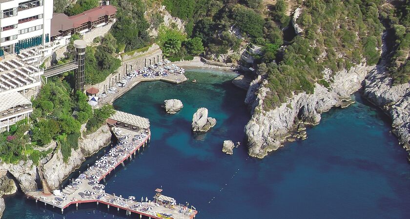 Korumar Hotel De Luxe