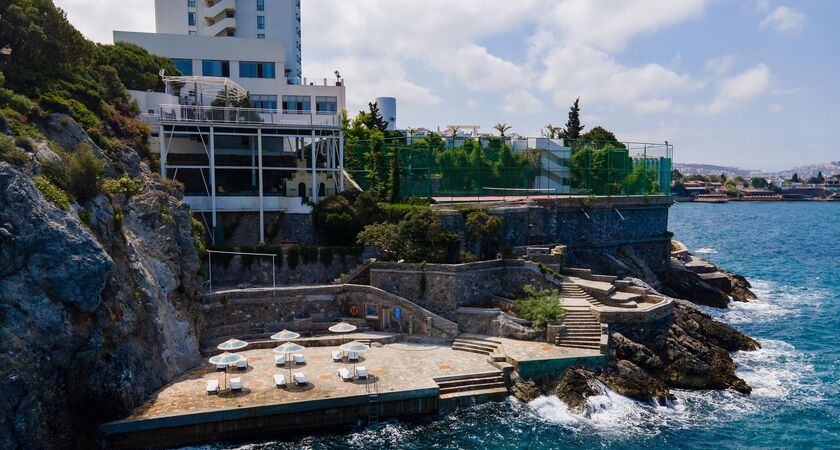 Korumar Hotel De Luxe