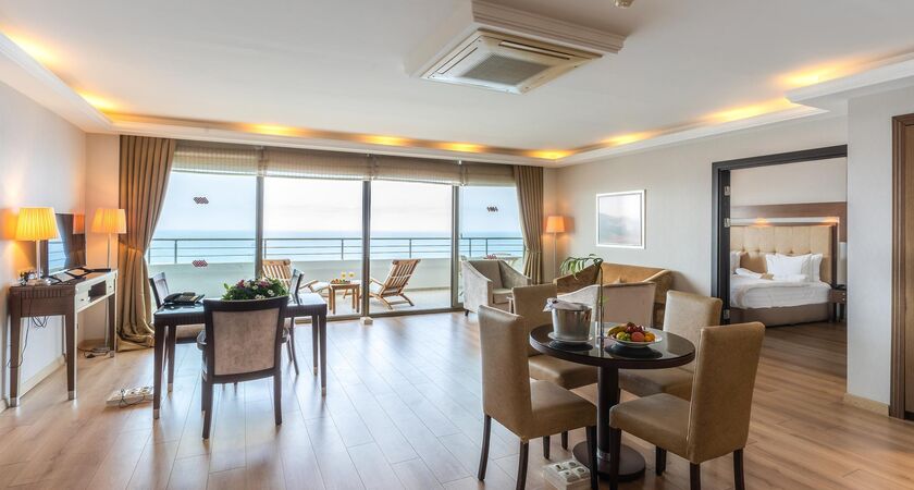 Korumar Hotel De Luxe