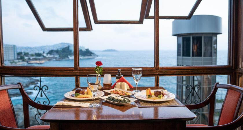 Korumar Hotel De Luxe