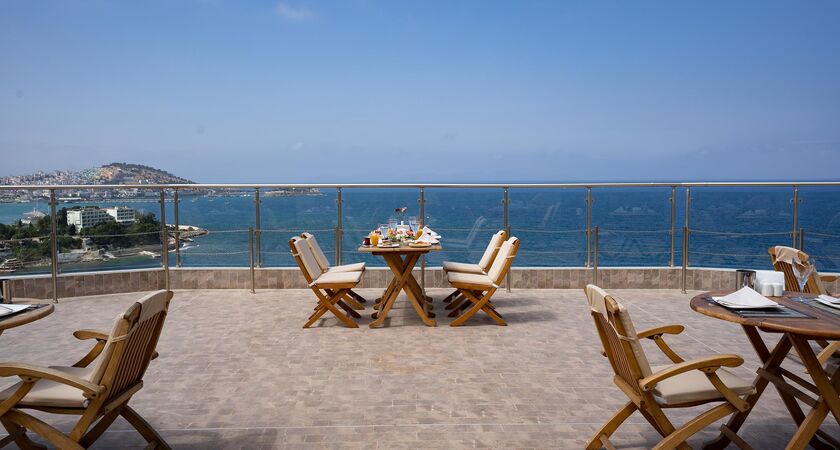 Korumar Hotel De Luxe