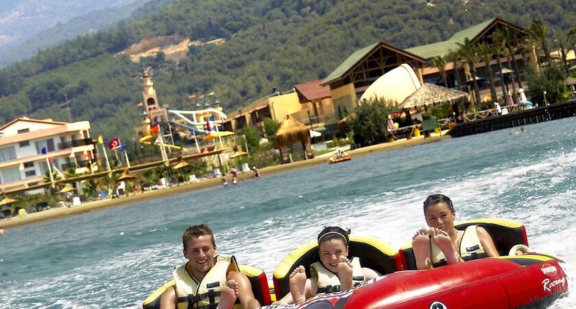 Aqua Fantasy Aquapark &spa