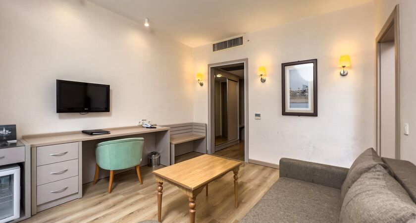Colossae Termal Otel