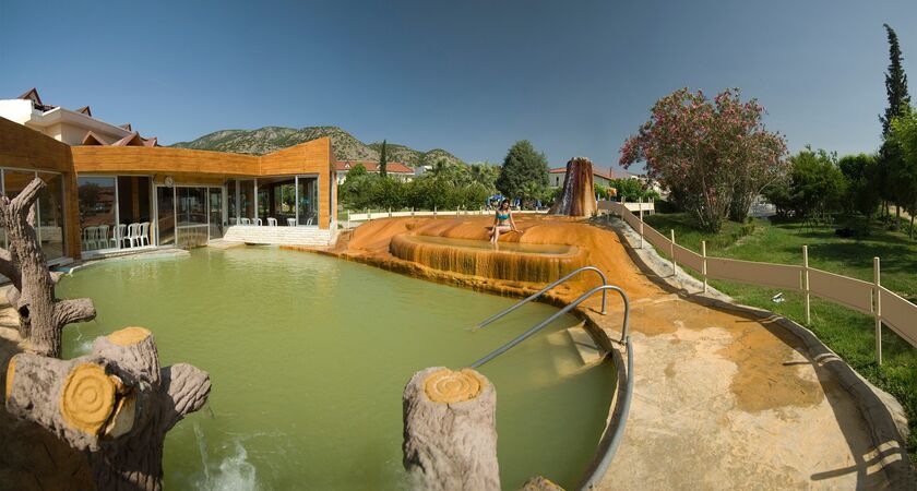 Lycus River Thermal Hotel