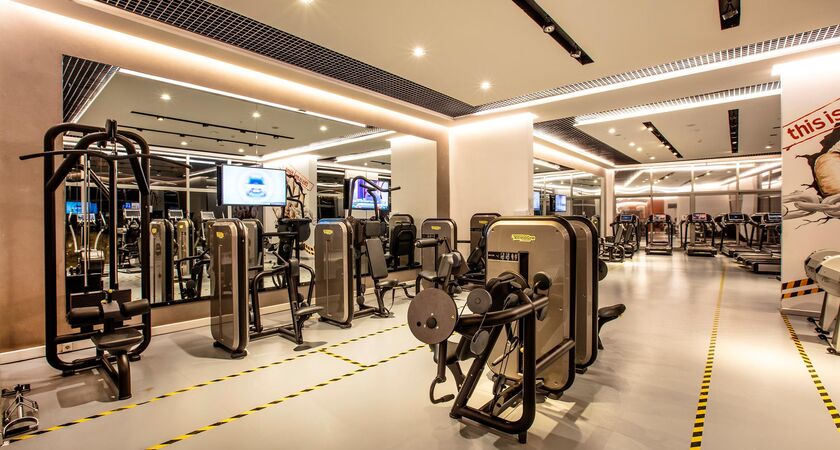 Charisma De Luxe Hotel