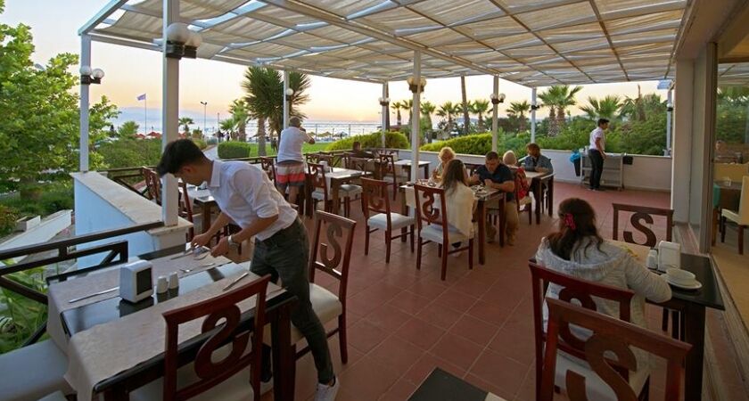 Sentinus Beach Hotel