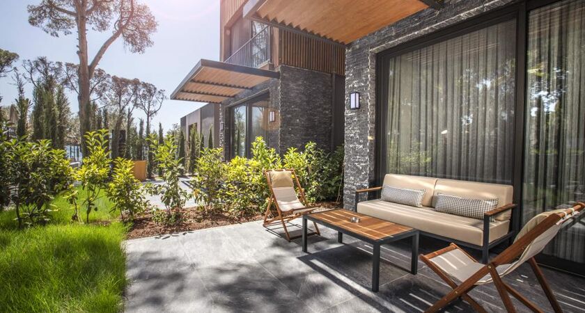 Unique LifeStyle Hotels