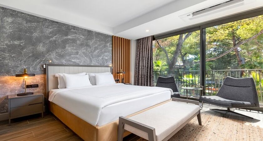 Unique LifeStyle Hotels