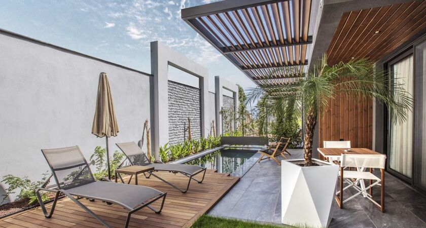 Unique LifeStyle Hotels