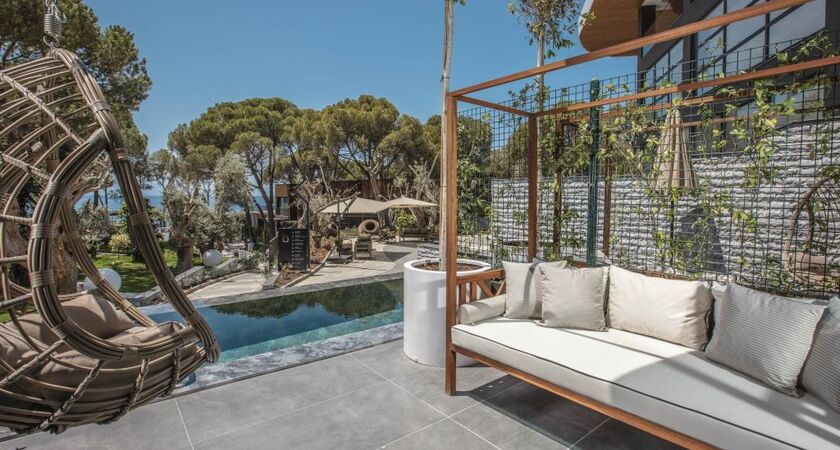 Unique LifeStyle Hotels