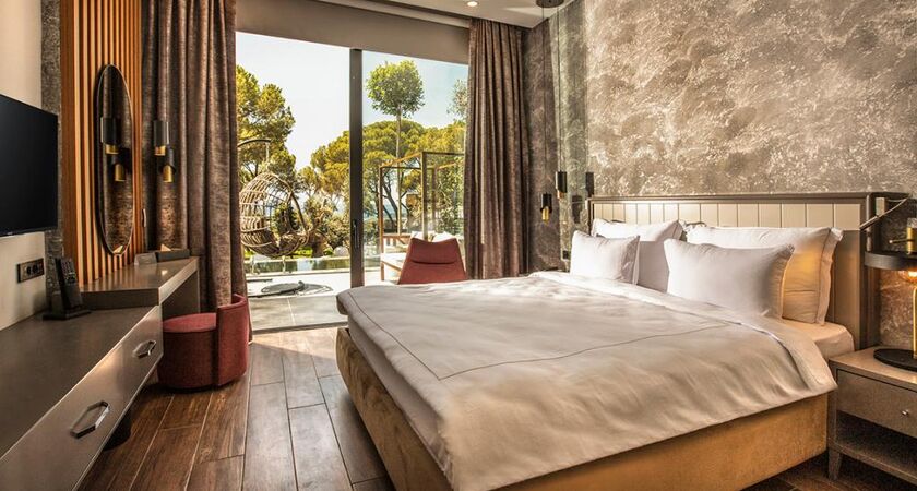 Unique LifeStyle Hotels