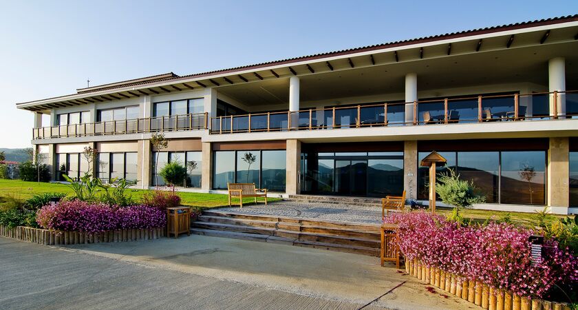 Ramada Resort  By Wyndam Kuşadası& Golf