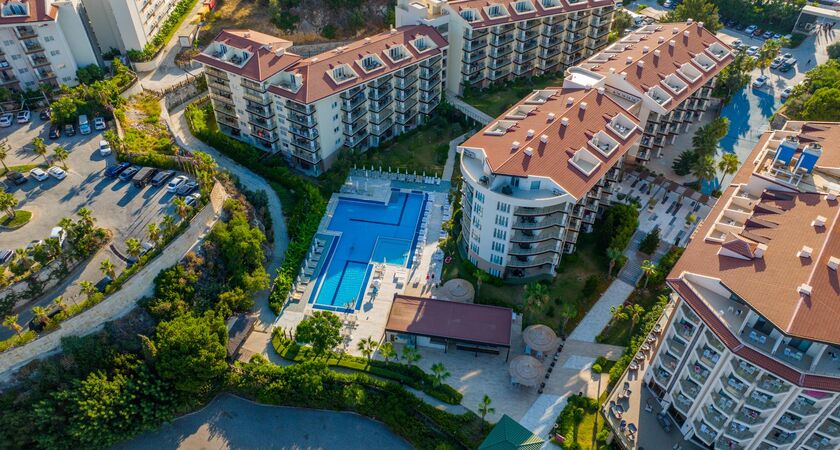 Ramada Resort  By Wyndam Kuşadası& Golf