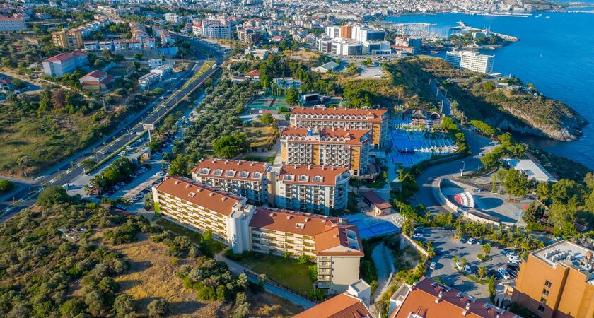 Ramada Resort  By Wyndam Kuşadası& Golf