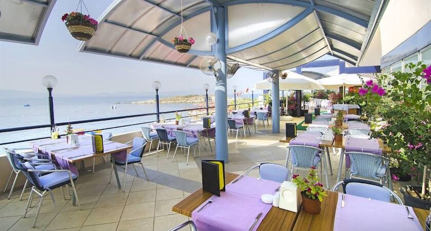 Grand Blue Sky Hotel