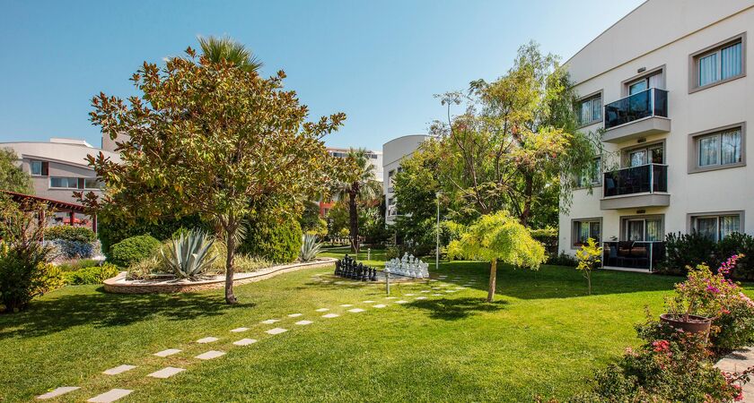 Palm Wings Beach Resort & Spa Kuşadası