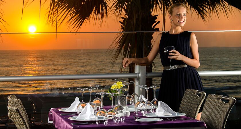 Palm Wings Beach Resort & Spa Kuşadası