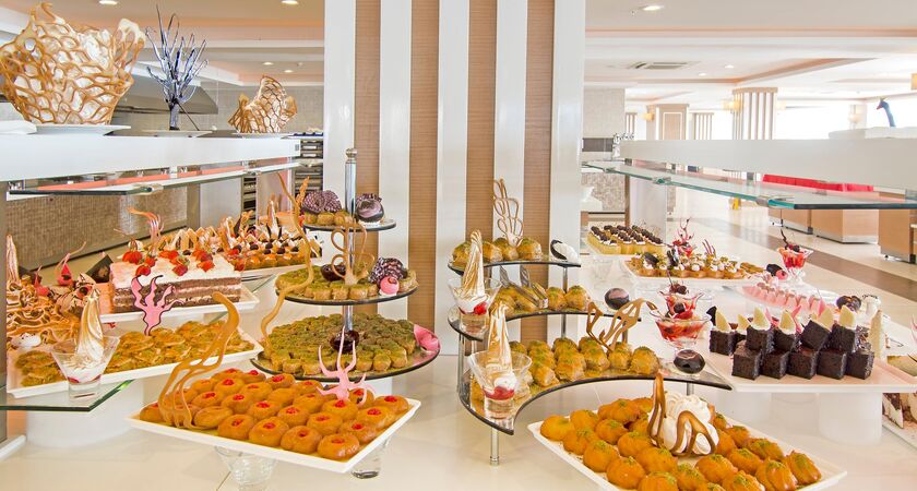 Palm Wings Beach Resort & Spa Kuşadası