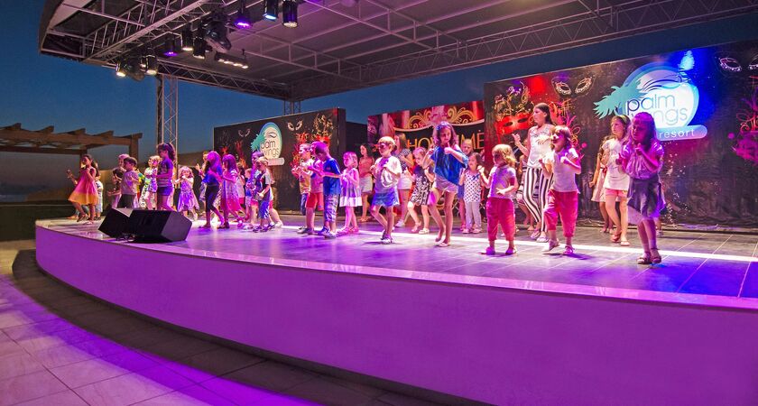 Palm Wings Beach Resort & Spa Kuşadası