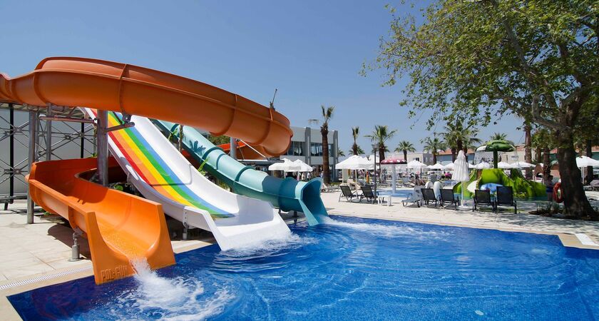 Palm Wings Beach Resort & Spa Kuşadası