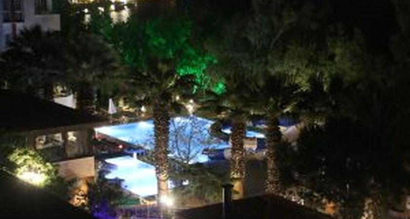 Ada Newday Resort Hotel