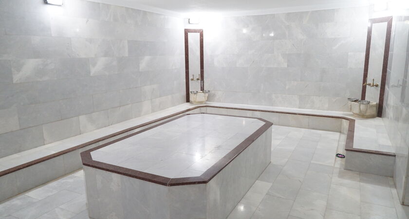 Ada Newday Resort Hotel