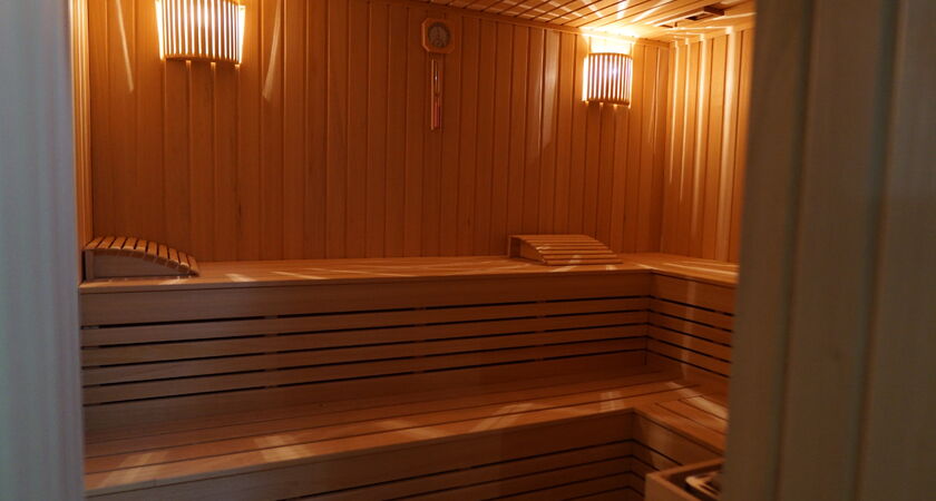 Ada Newday Resort Hotel