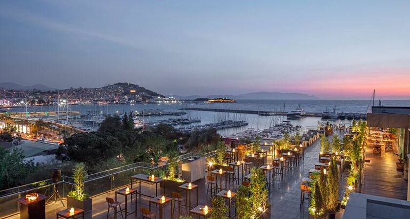 DoubleTree By Hilton Kuşadası