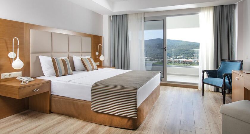 Palm Wimgs Ephesus Beach Resort