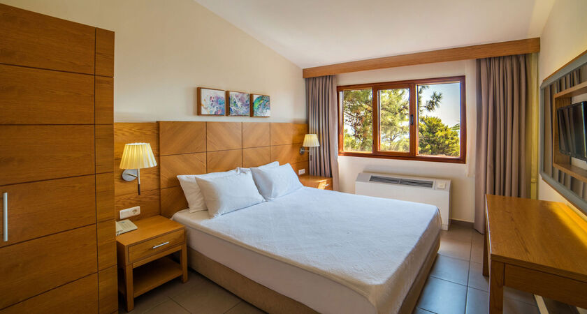 Pine Bay Holiday Resort