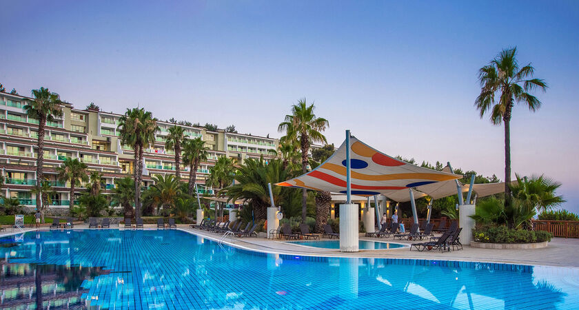 Pine Bay Holiday Resort