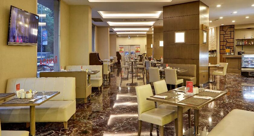 Ramada Plaza By Wyndham İzmir