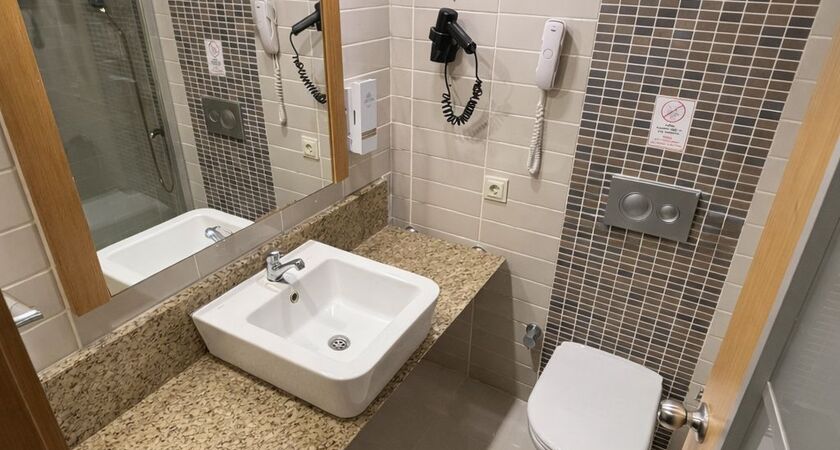 Ladonia Hotels Adakule