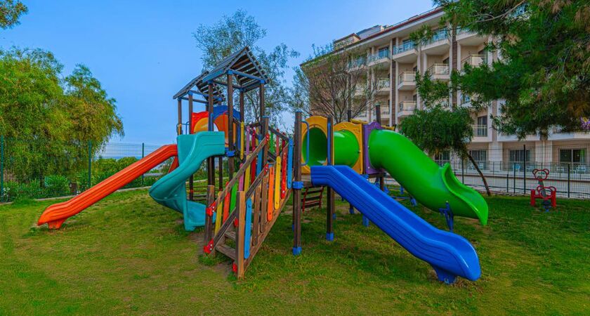 Ramada Resort  By Wyndam Kuşadası& Golf