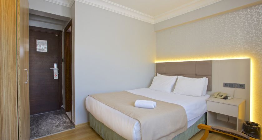 Grand Ant Hotel