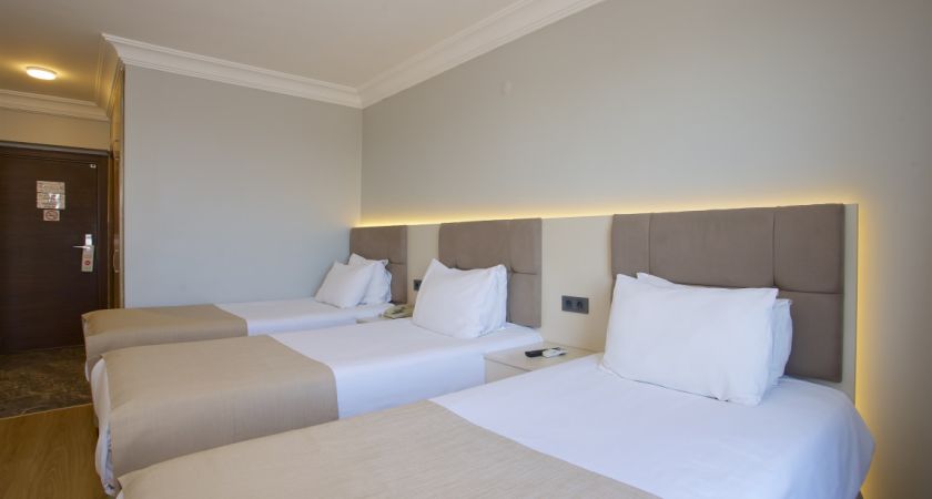 Grand Ant Hotel