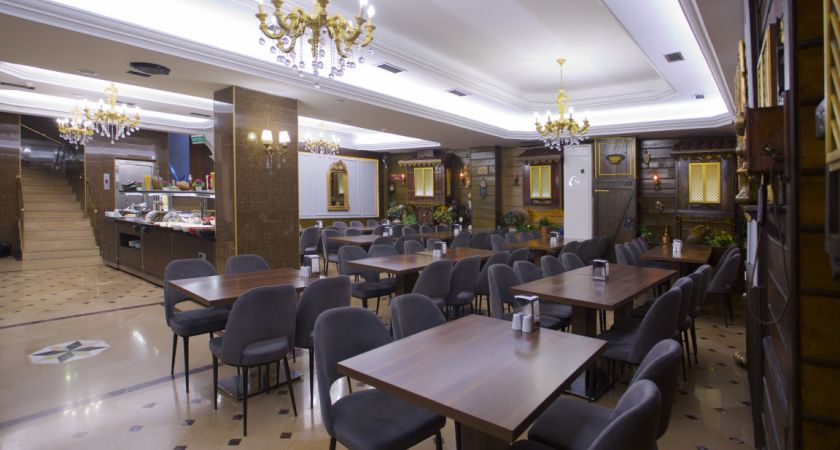 Grand Ant Hotel