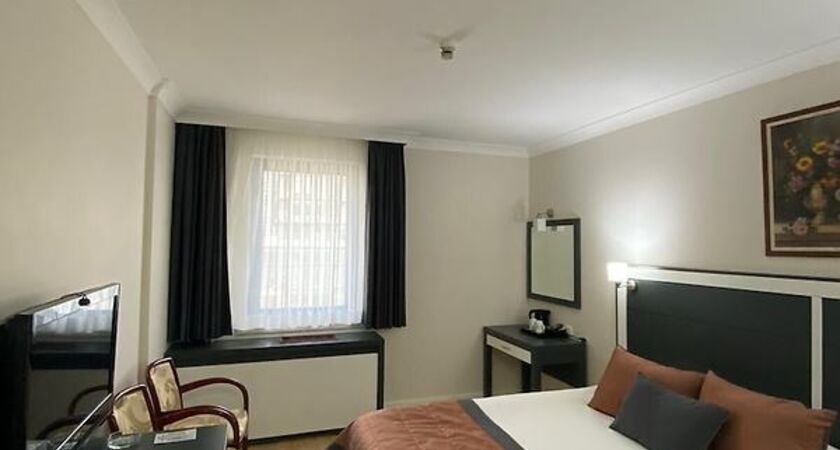 Dafne Hotel