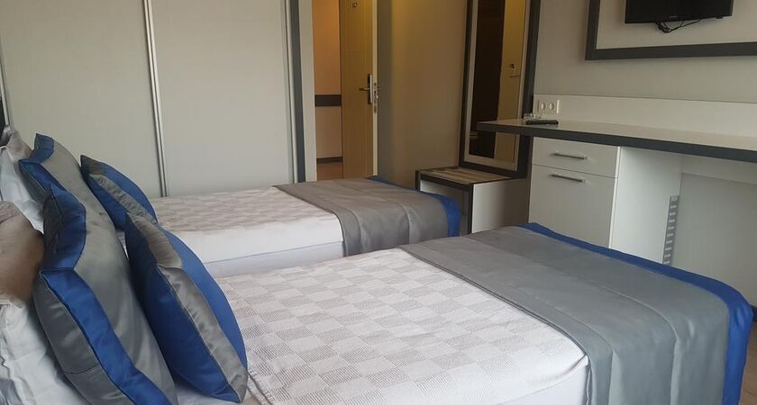 Alican Hotel  İzmir